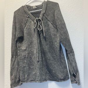 Blue buttercup lace up acid washed long sleeve top size large